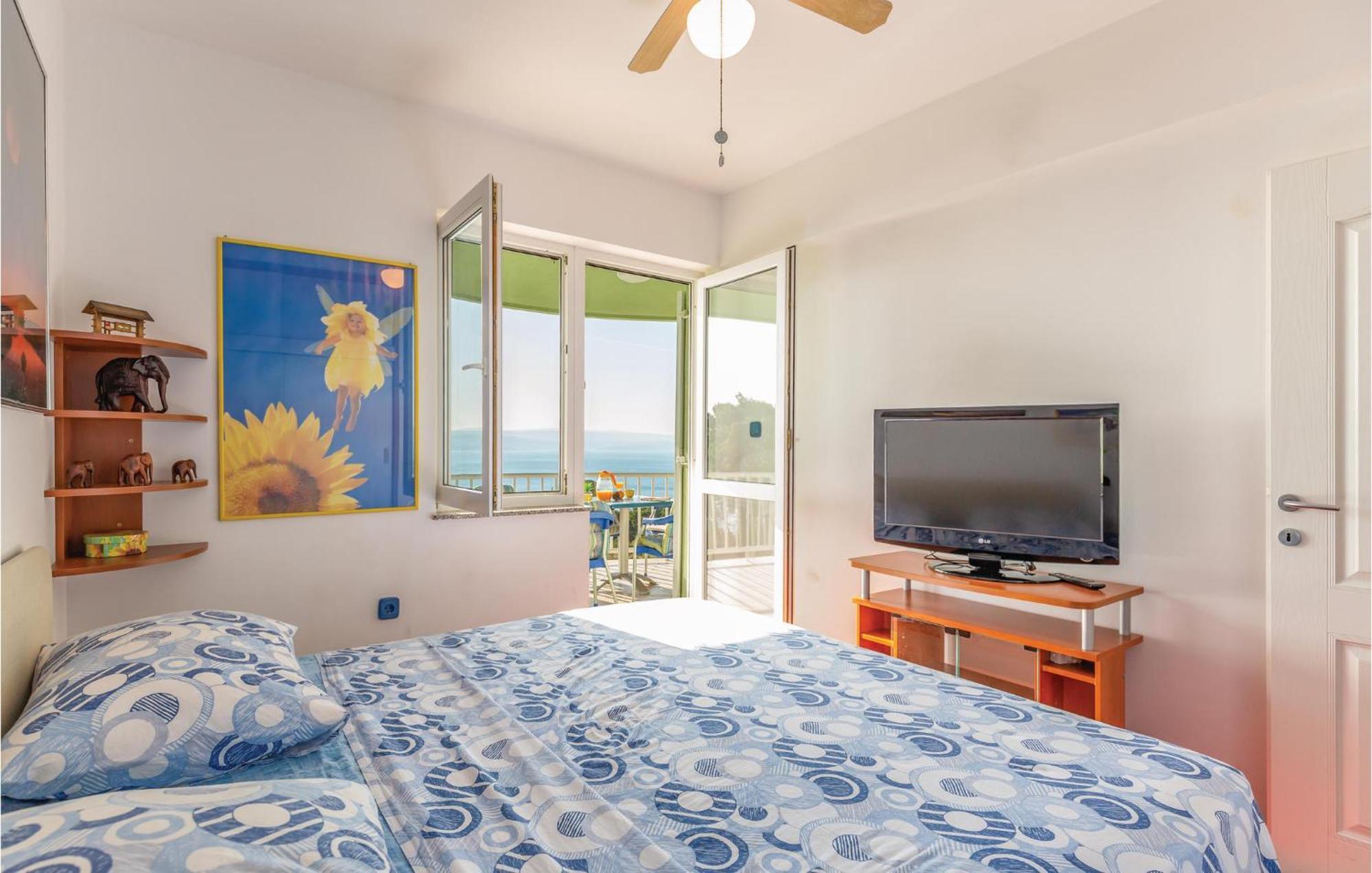 Stunning Apartment In Brela With Wifi Exterior photo